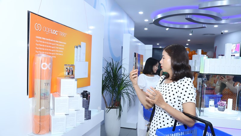 Nu Skin Việt Nam ra mắt sản phẩm mới trên nền tảng thương mại EmpowerMe