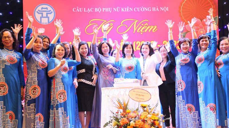 Kỷ niệm 4 năm thành lập CLB Phụ nữ Kiên cường Hà Nội
