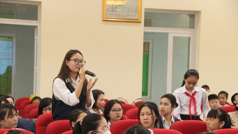 Cần sự hỗ trợ của gia đình, nhà trường để các em “Tự tin là chính mình”