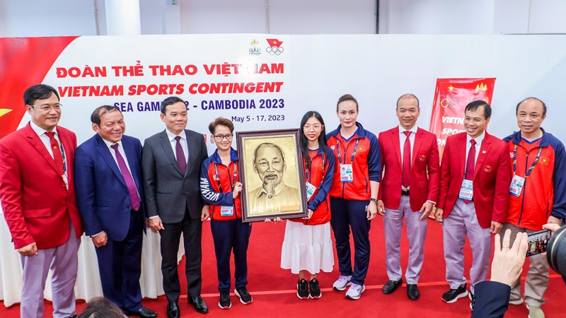 Phó Thủ tướng Trần Lưu Quang: Mỗi vận động viên là sứ giả của tinh thần, khát vọng, năng lực, sức mạnh Việt Nam
