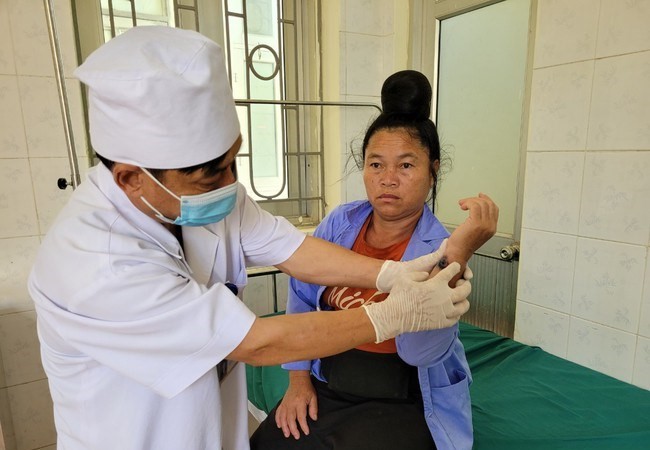 Mắc bệnh than vì giết mổ, ăn thịt trâu, bò chết không rõ nguyên nhân