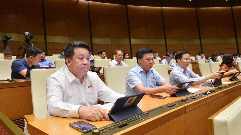 Quốc hội thông qua Luật Đấu thầu (sửa đổi)