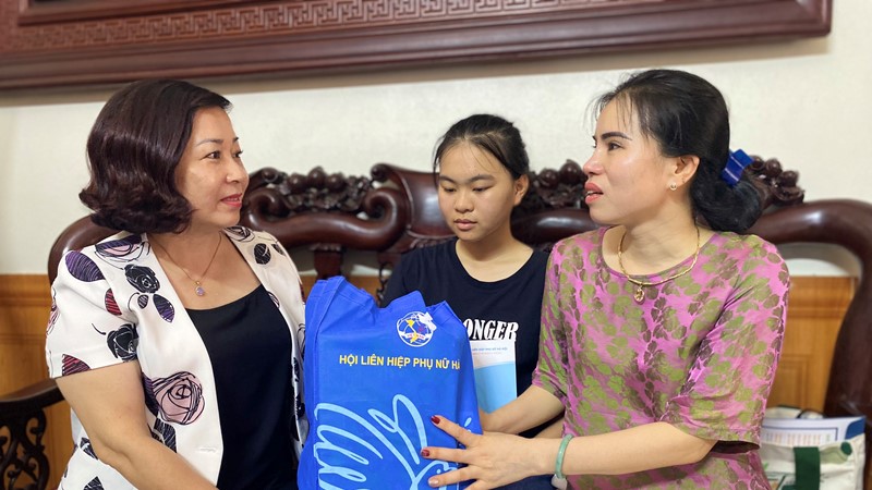 “Mong các bác, các chị luôn mạnh khỏe, là chỗ dựa cho con cháu“