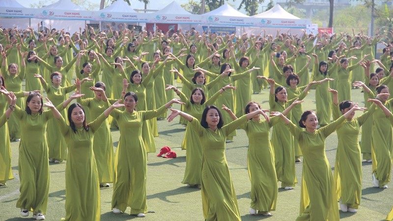 Dấu ấn “Ngày hội tinh hoa văn hoá Hoàng Mai - Vũ điệu nghìn bước“