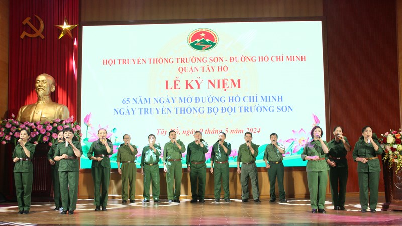 Xúc động ký ức 65 năm ngày mở đường Hồ Chí Minh và truyền thống Bộ đội Trường Sơn