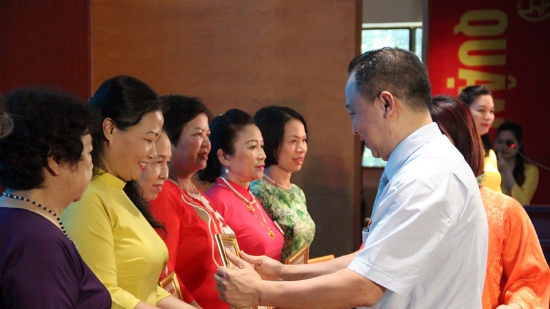 Hội LHPN quận Tây Hồ: Nhiều đổi mới, sáng tạo trong phong trào, thực hiện nhiệm vụ công tác Hội