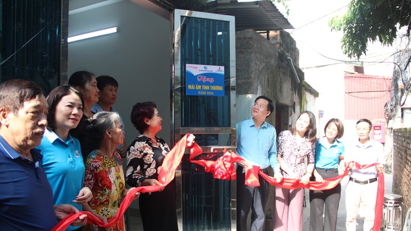 Niềm vui trong “mái ấm” của hội viên phụ nữ quận Long Biên