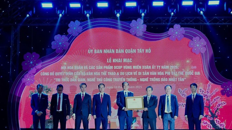 Hội Hoa Xuân và OCOP vùng miền Xuân Ất Tỵ 2025: Không gian văn hóa, kết nối giao thương và bảo tồn di sản
