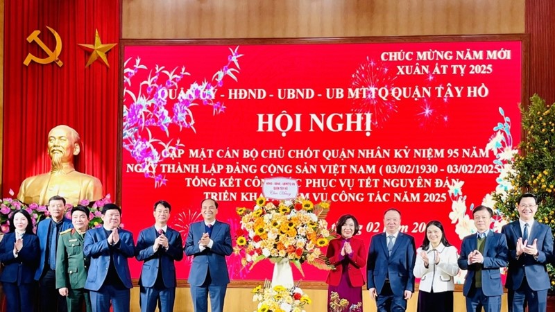 Quận Tây Hồ tiếp tục đổi mới, hướng tới năm 2025 phát triển bứt phá
