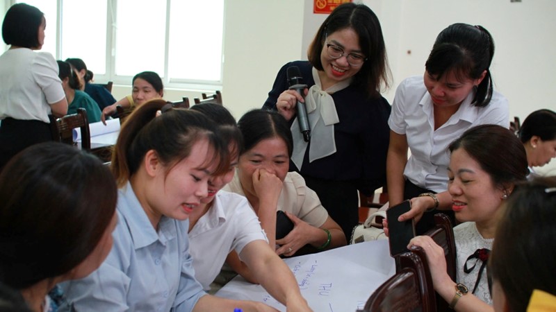Phụ nữ làm chủ tài chính: Nền tảng vững vàng cho gia đình hiện đại