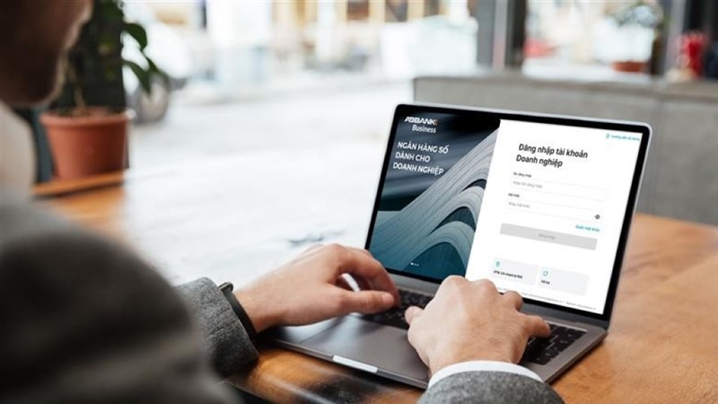 ABBANK triển khai loạt ưu đãi cho doanh nghiệp vừa và nhỏ khi sử dụng ngân hàng số