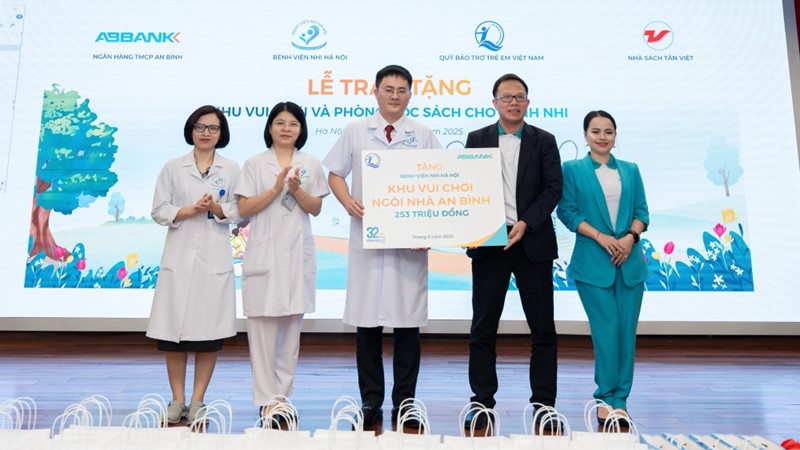 ABBANK kỷ niệm 32 năm thành lập bằng những hành động thiết thực vì cộng đồng
