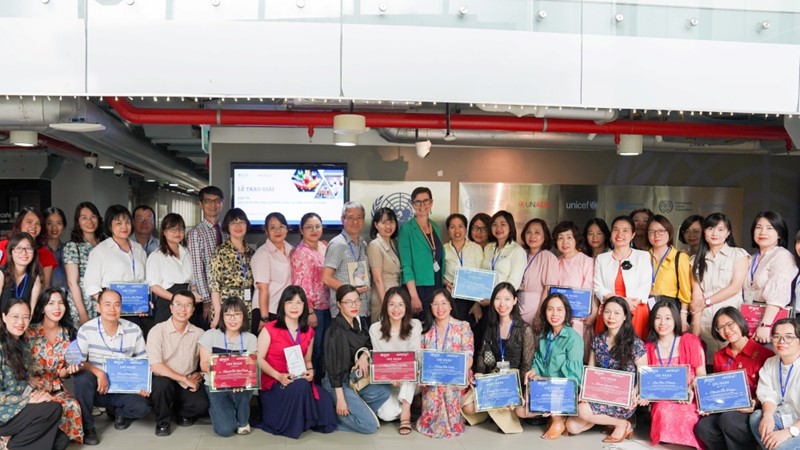 Tôn vinh các nhà báo tiên phong trong truyền thông phòng chống bệnh không lây nhiễm
