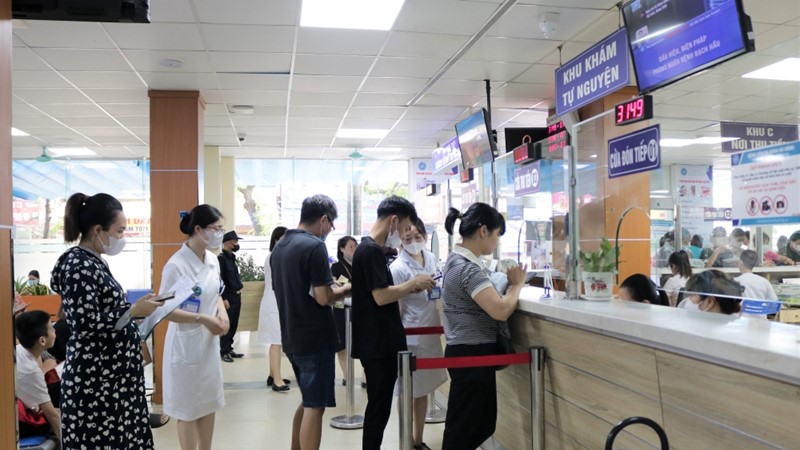 Hà Nội yêu cầu ngành y tế sẵn sàng ứng phó bão số 3, đảm bảo an toàn bệnh viện và người bệnh