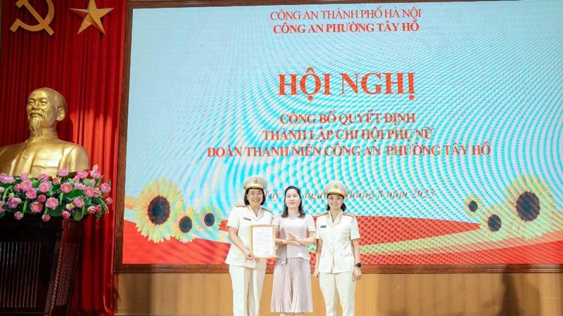 Công an Tây Hồ ra mắt Chi hội Phụ nữ và Đoàn Thanh niên, mở ra giai đoạn phát triển mới