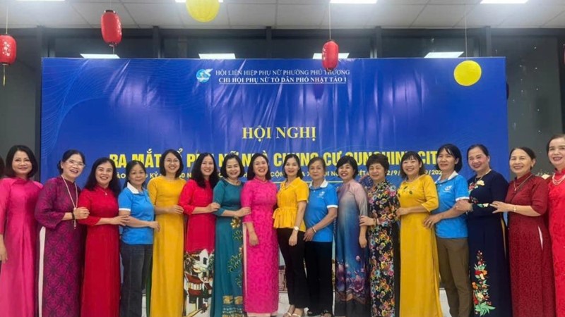 Hội Phụ nữ Phú Thượng ra mắt Tổ Phụ nữ chung cư Sunshine City