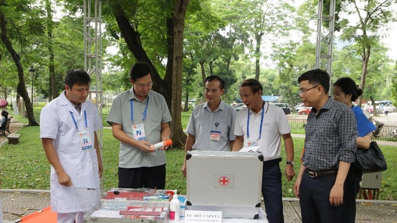 Phó Giám đốc Sở Y tế Hà Nội kiểm tra công tác y tế phục vụ sự kiện A80