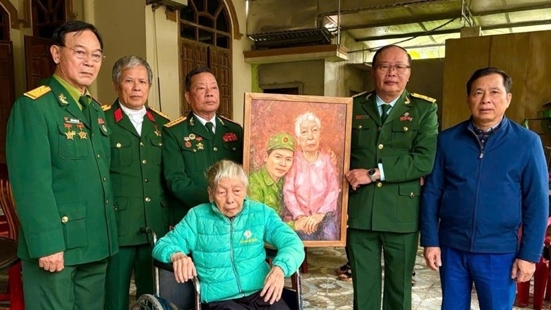 “Con đã về với Mẹ!” - Lời thơ từ 40 năm chờ đợi