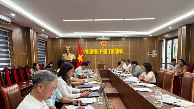 HĐND phường Phú Thượng giám sát việc xây dựng, ban hành quy chế làm việc của các đơn vị trực thuộc