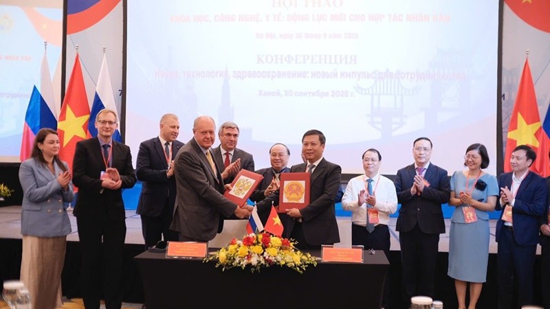 BV Hữu Nghị và Trung tâm Ung thư Napalkov (Nga) ký thỏa thuận hợp tác sâu rộng