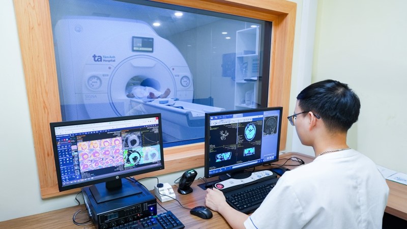 Y tế công nghệ cao góp phần đáp ứng nhu cầu khám chữa bệnh cho người dân