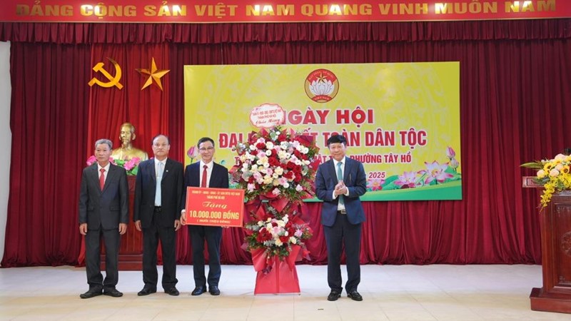 Phường Tây Hồ: Gắn kết cộng đồng qua Ngày hội Đại đoàn kết toàn dân tộc