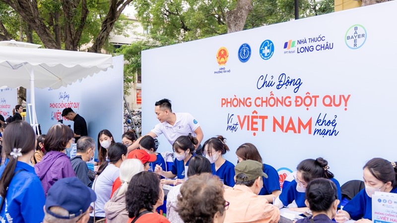 Hợp tác công – tư tăng cường dự phòng, phát hiện sớm và quản lý nguy cơ đột quỵ tại Việt Nam