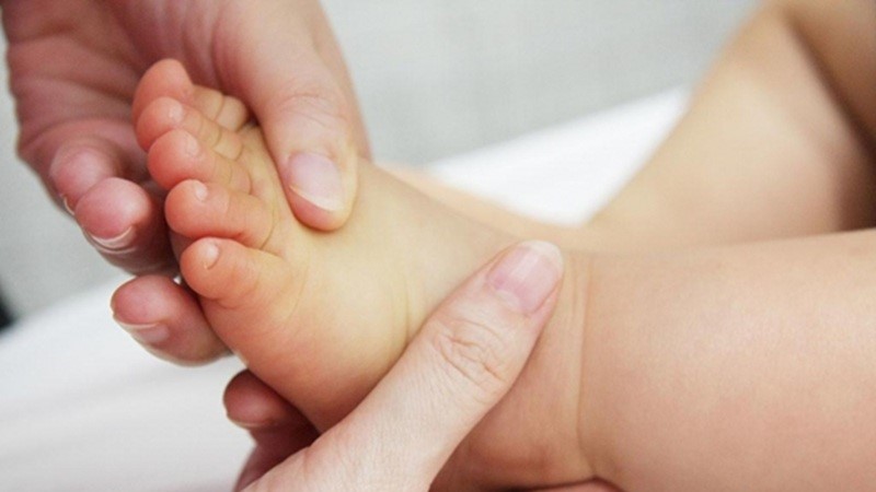 Từ một ca bệnh “không triệu chứng”: Lời nhắc nhở về sàng lọc giang mai thai kỳ