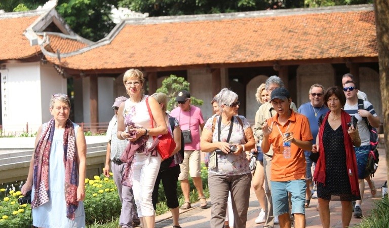 Hà Nội đón 3,6 triệu lượt du khách quốc tế trong 10 tháng