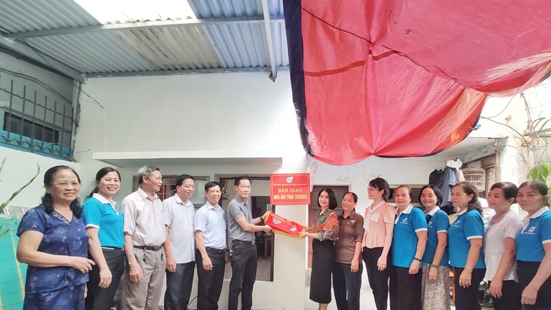 Hội LHPN quận Hoàng Mai: Khánh thành mái ấm tình thương cho hội viên phụ nữ 