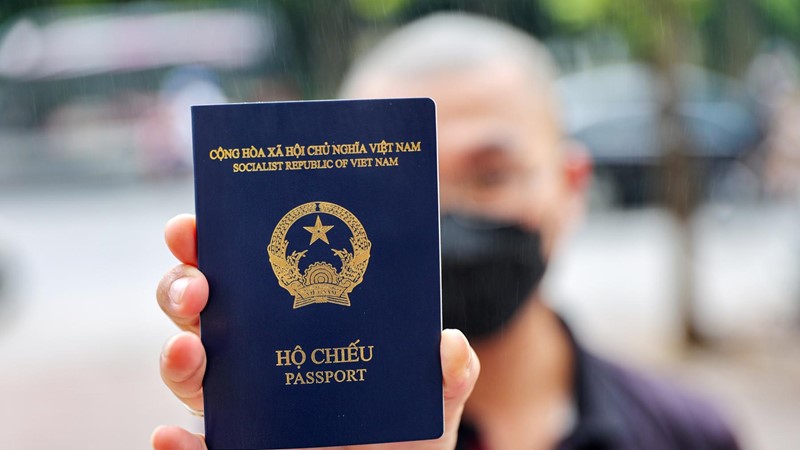 Cảnh báo bị chiếm đoạt thông tin cá nhân khi nhờ làm hộ chiếu nhanh trên mạng