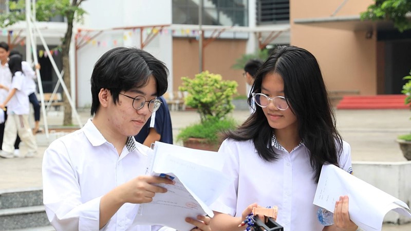 Gợi ý đáp án đề thi môn Toán lớp 10 Hà Nội năm 2024