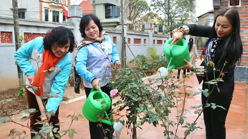 Cụm thi đua số 5 ký giao ước thi đua năm 2025