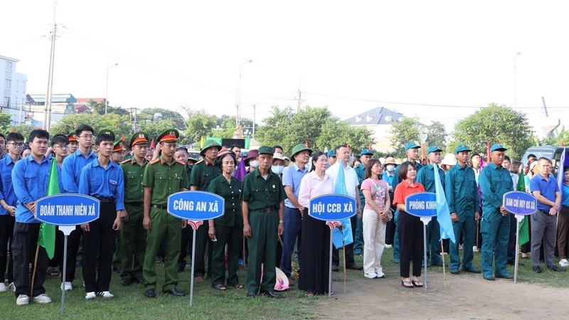 Xã Mê Linh phát động tổng vệ sinh môi trường Sáng - Xanh - Sạch - Đẹp