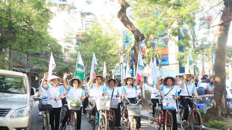 Hội LHPN quận Ba Đình: Hành động “bảo vệ môi trường”, “chống ô nhiễm nhựa”