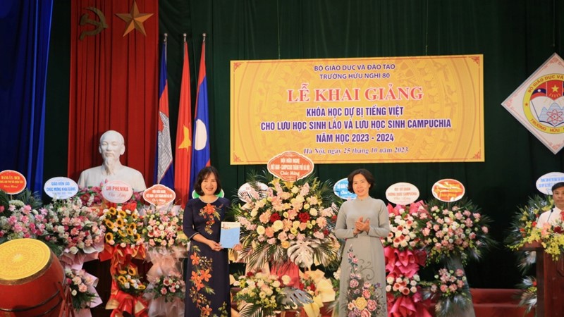 Trường Hữu nghị 80 khai giảng năm học 2023 - 2024 khối lưu học sinh Lào - Campuchia