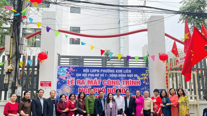 Hội LHPN phường Kim Liên, quận Đống Đa: Ra mắt công trình “Ngõ phố nở hoa"