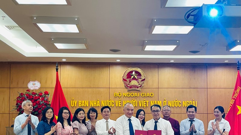 Tăng cường, phối hợp hỗ trợ pháp lý cho kiều bào
