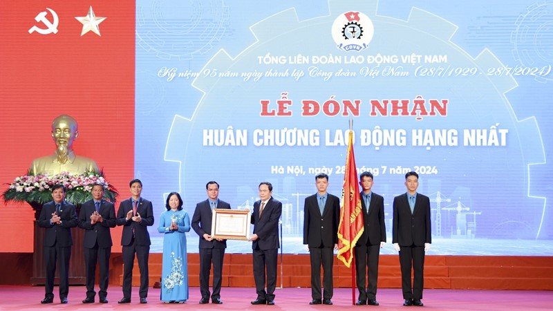 Sinh thời, Tổng Bí thư Nguyễn Phú Trọng luôn dành tình cảm đặc biệt cho giai cấp công nhân, tổ chức Công đoàn
