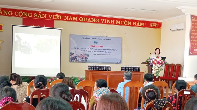 Hội LHPN huyện Ba Vì: Tập huấn kỹ thuật xử lý rác thải tại nguồn