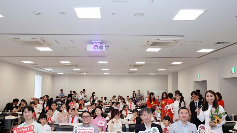 Khai giảng Lớp học Tiếng Việt cho trẻ em người Việt tại Nhật Bản 