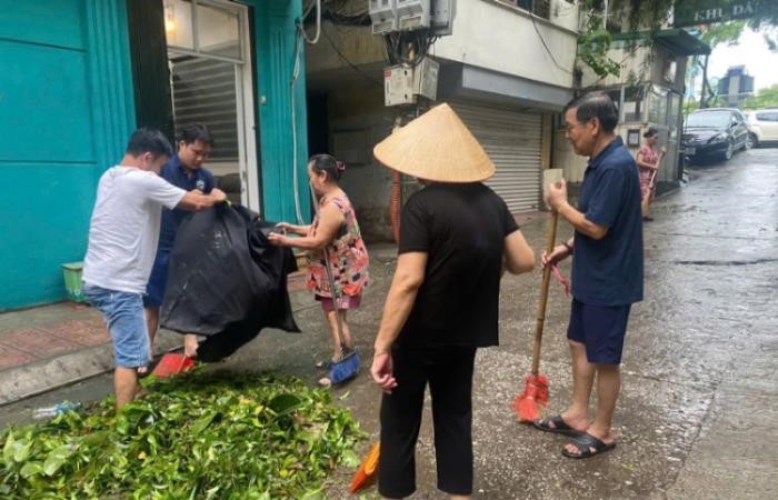 Hội LHPN Hà Nội kêu gọi cán bộ, hội viên tích cực tổng vệ sinh môi trường khắc phục hậu quả bão số 3