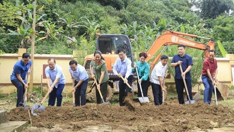 Tại nơi này, 2 tháng nữa, sẽ có một khu nhà nội trú cho học sinh dân tộc thiểu số