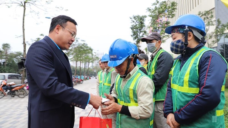 Các cấp công đoàn Hà Nội: Chăm lo để tất cả đoàn viên, người lao động đều có Tết