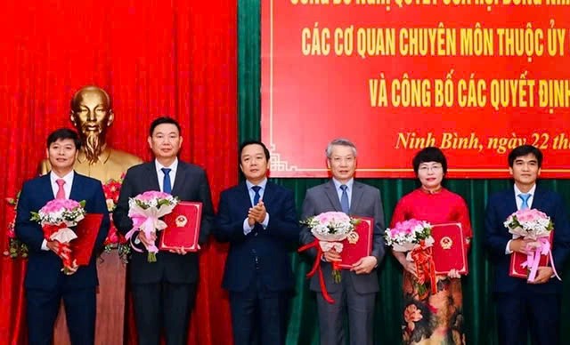 Ninh Bình thu hồi quyết định bổ nhiệm 3 Phó giám đốc sở