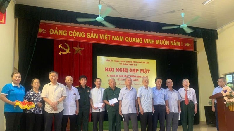 Phụ nữ Thư Lâm tri ân gia đình chính sách và tiên phong phòng chống thiên tai