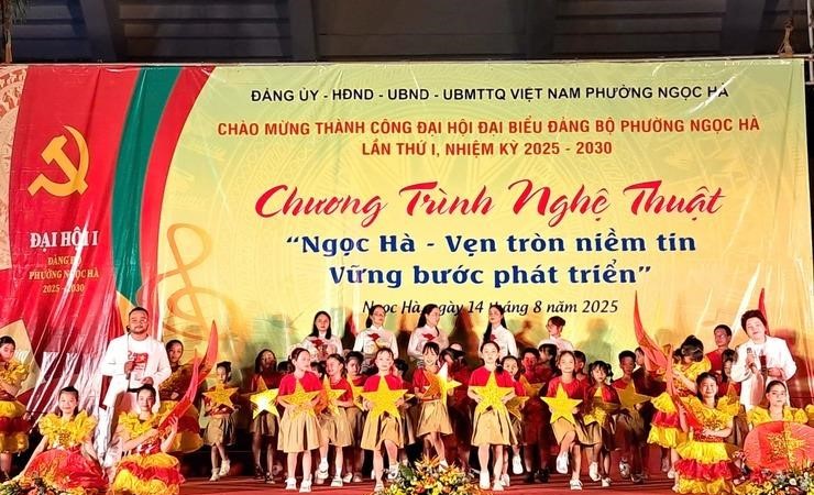 “Ngọc Hà - Vẹn tròn niềm tin, vững bước phát triển“