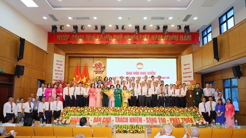 Đồng chí Trần Thị Hà Giang giữ chức Chủ tịch Ủy ban MTTQ Việt Nam phường Ngọc Hà
