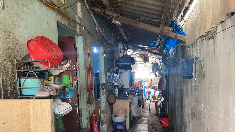  “Xóm chạy thận” chật vật với giá cả leo thang