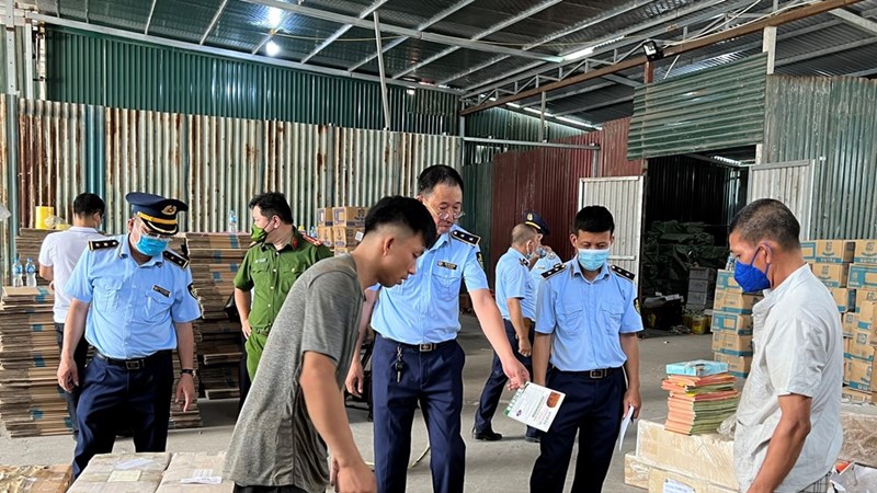 Tháng 10, Hà Nội xử lý 3.376 vụ buôn lậu, gian lận thương mại và hàng giả